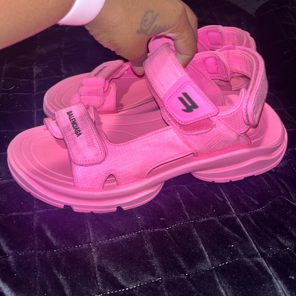 Balenciaga Pink tourist Sandals